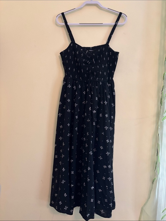 torrid Dresses & Skirts - torrid black dress with white bow print